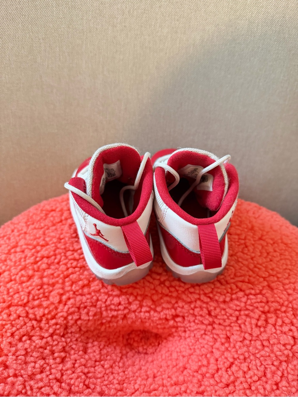 Jordan 11 “Cherry” Size 6C - Picture 4 of 5